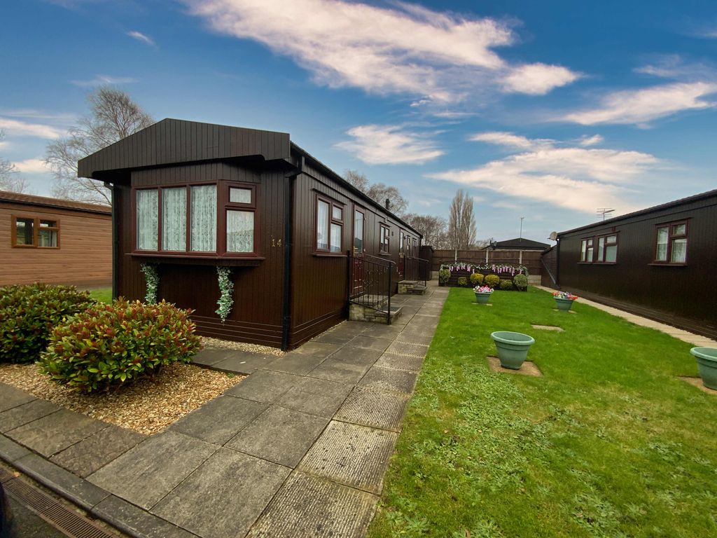 Property photo 1 of 6 (1)