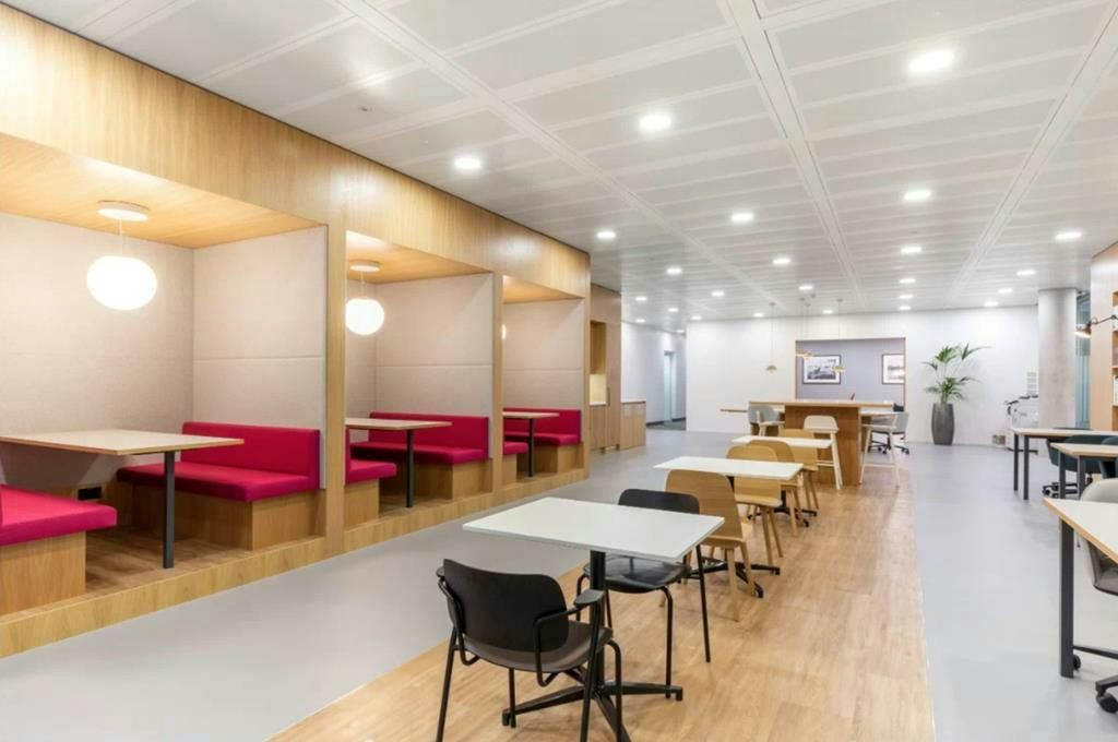 Property photo 2 of 8 Chiswick Park 2.Jpg