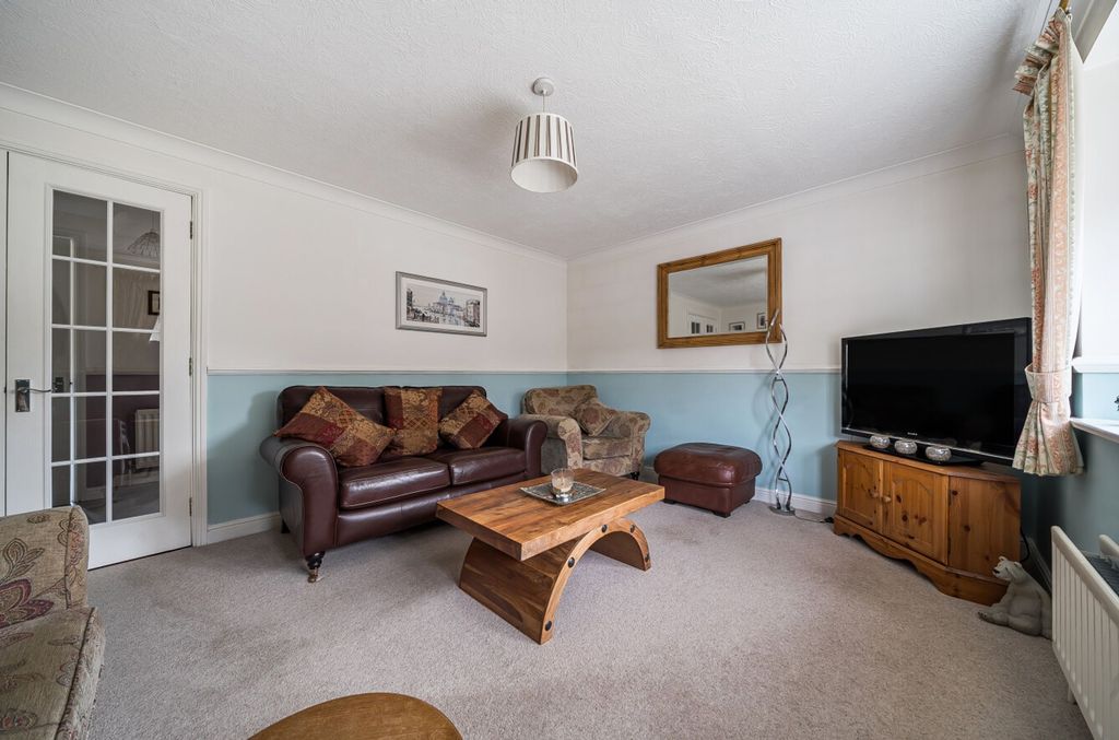 Property photo 3 of 23