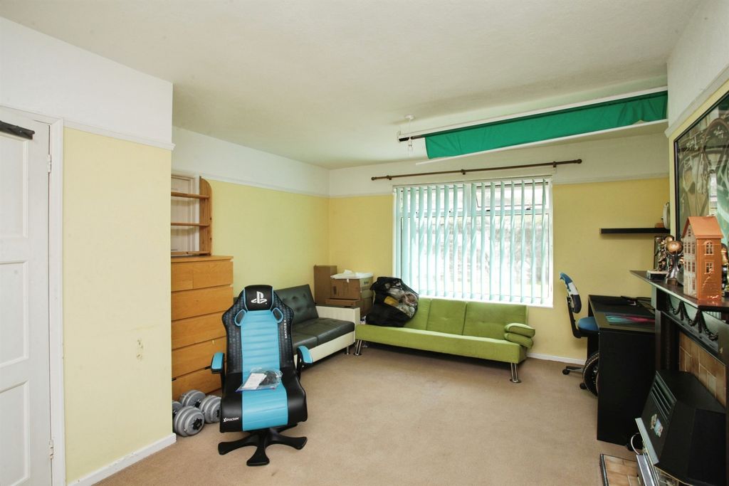 Property photo 3 of 22
