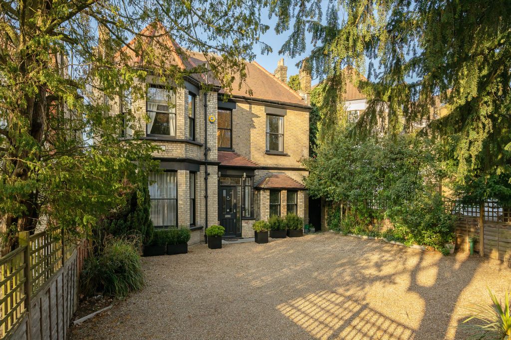 Property photo 1 of 15 Image