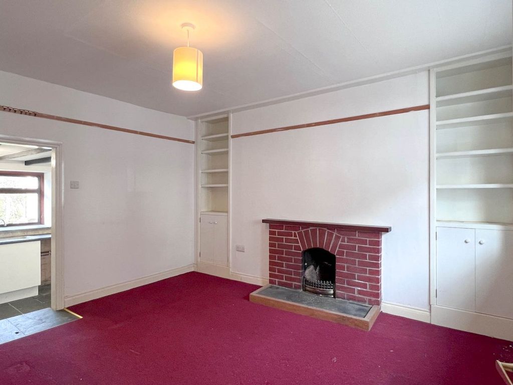 Property photo 3 of 24