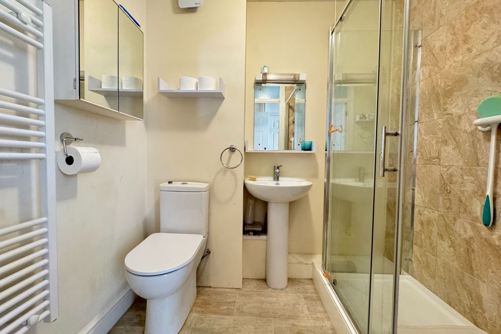 Property photo 2 of 12 Shower Room