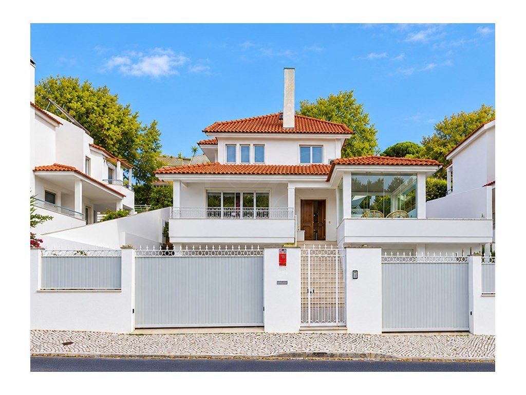 Property photo 1 of 41 6 Bedroom Villa With Swimming Pool | Cascais