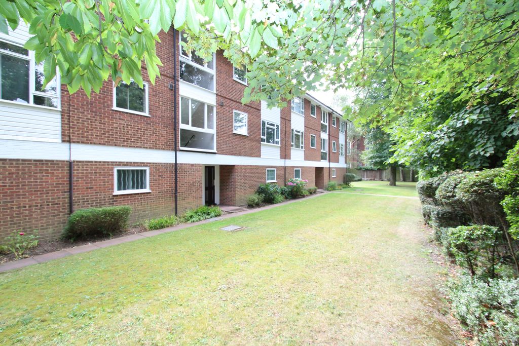 Property photo 1 of 6 External