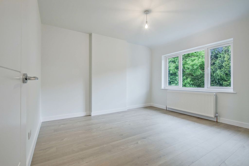 Additional image 7 of 3 bed terraced house for saleElton Avenue, Greenford UB6