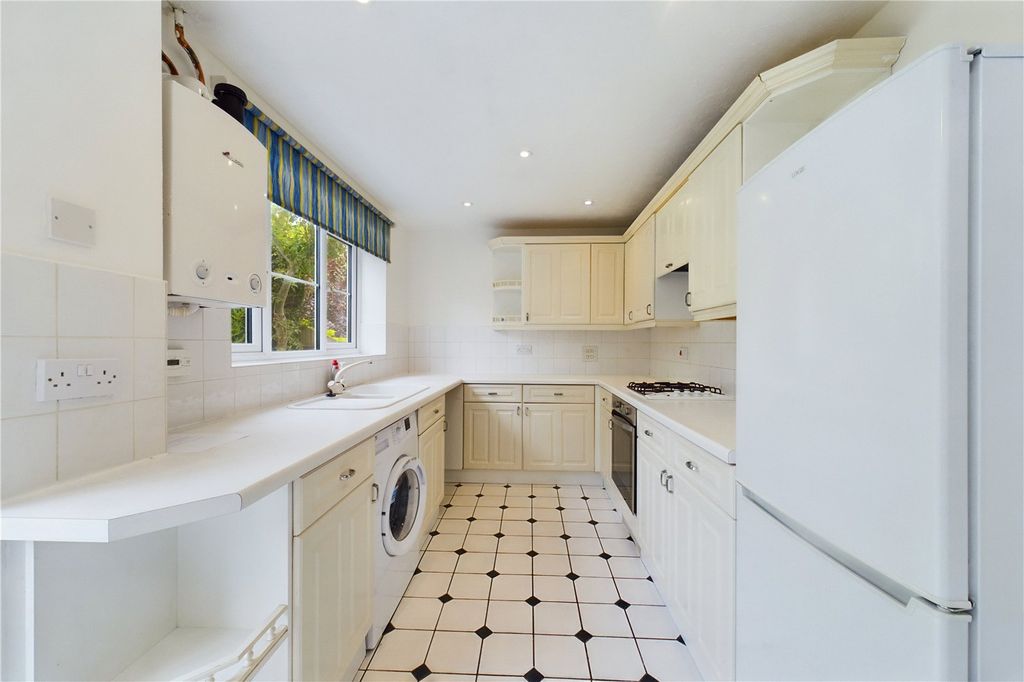 Property photo 3 of 12 Picture No. 20