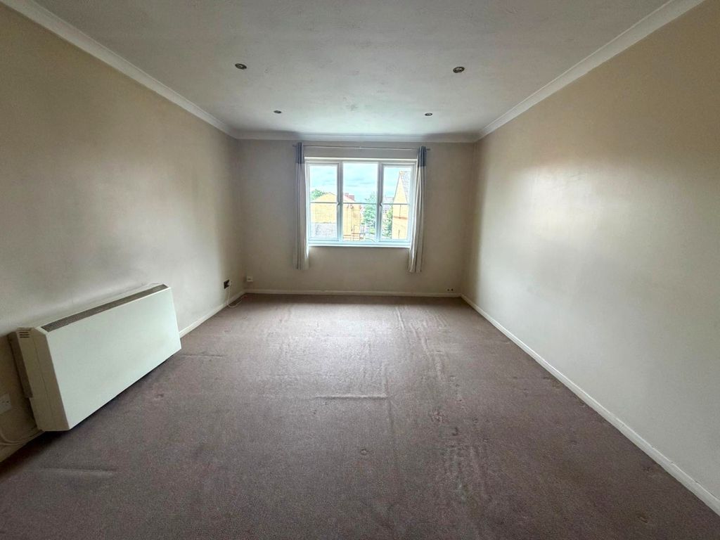 Property photo 3 of 5