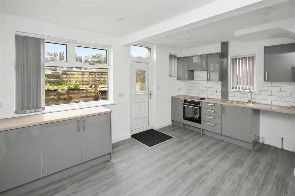 Property photo 2 of 12 Picture 2