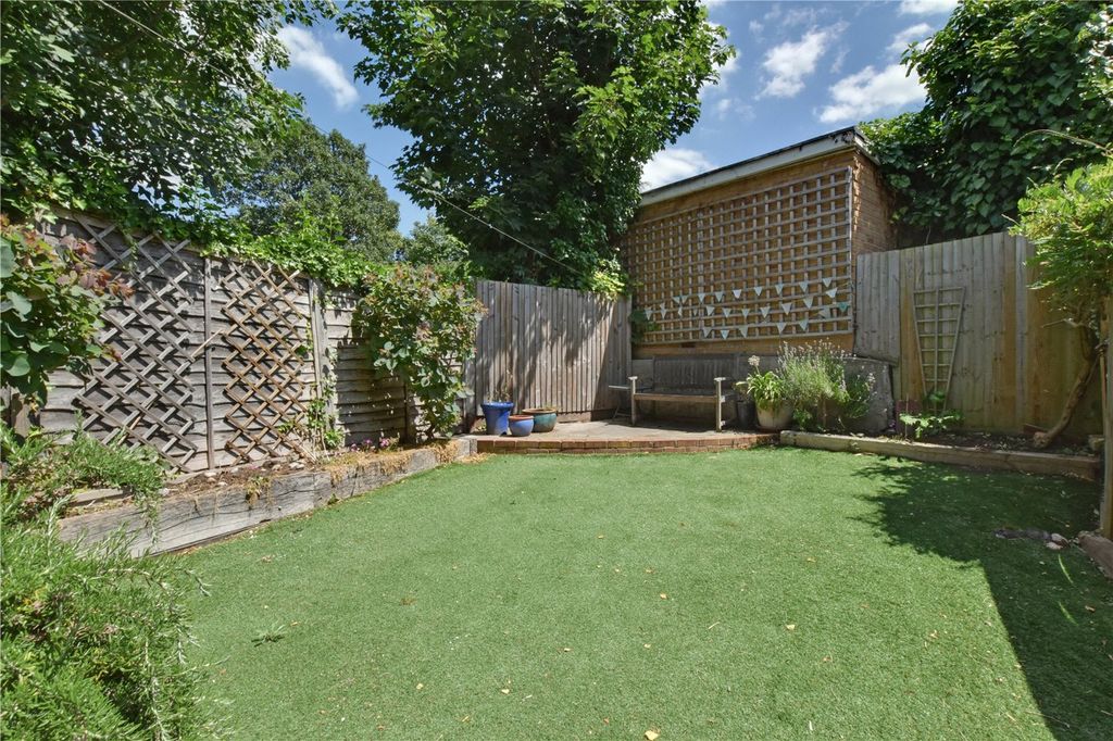 Property photo 3 of 18 Picture No. 16