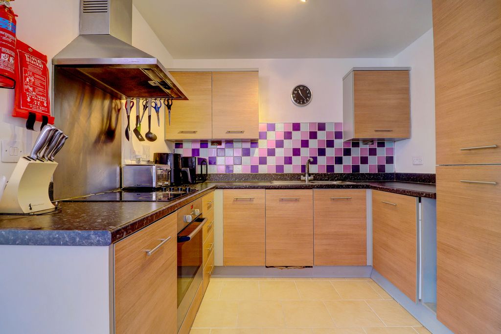 Property photo 3 of 9 Picture No. 01