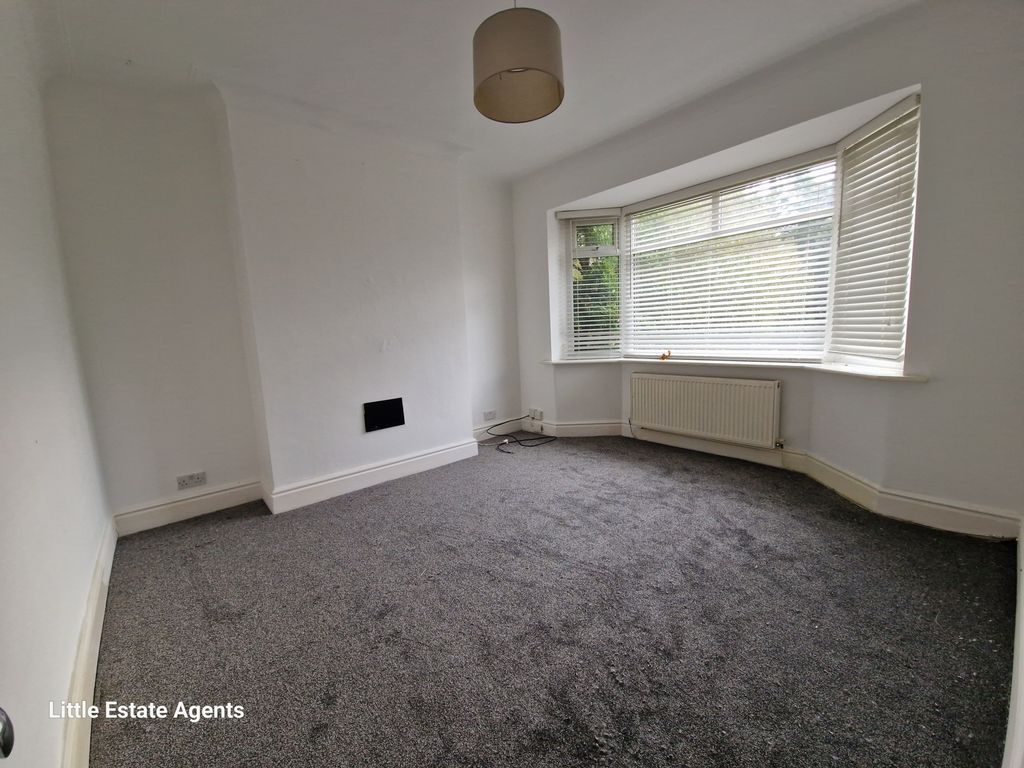 Property photo 2 of 8 Photo 1