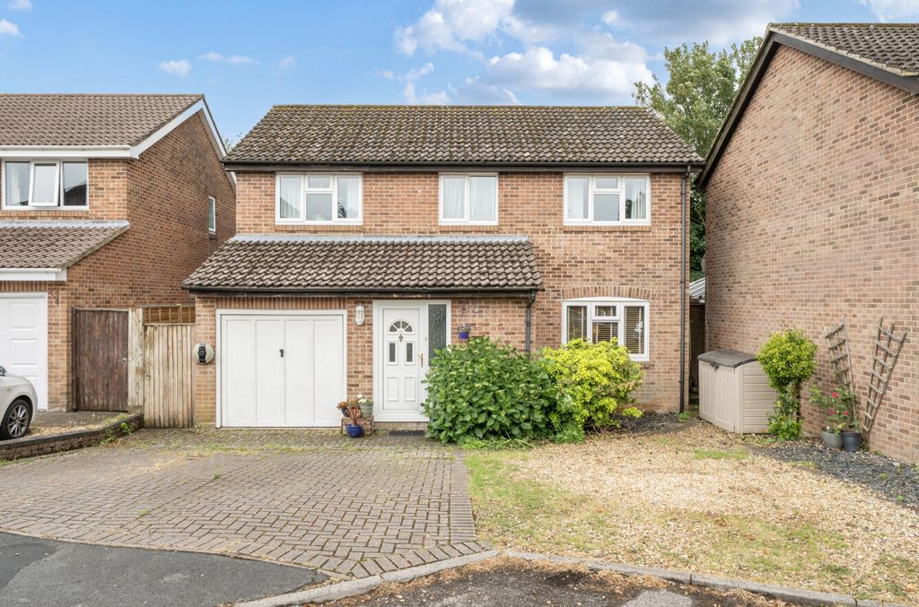 Property photo 1 of 19 1468501-22-6A1Eeb...