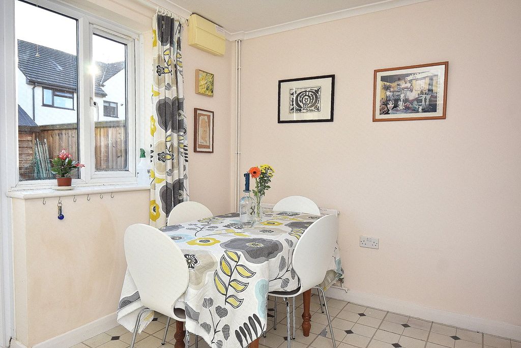 Property photo 3 of 13 Picture No. 18