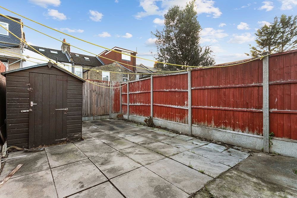 Property photo 3 of 19