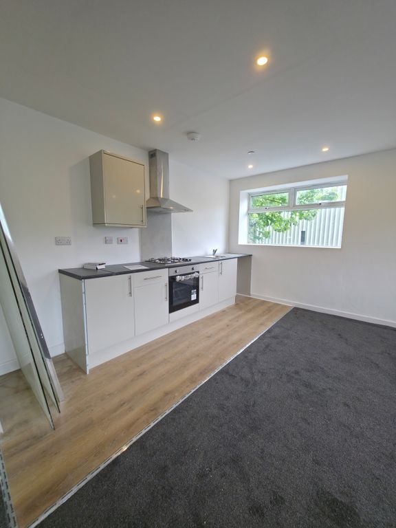 Additional image 4 of 2 bed flat to rent52 Ystrad Road, Pentre CF41