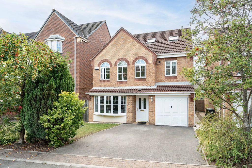 Property photo 1 of 19