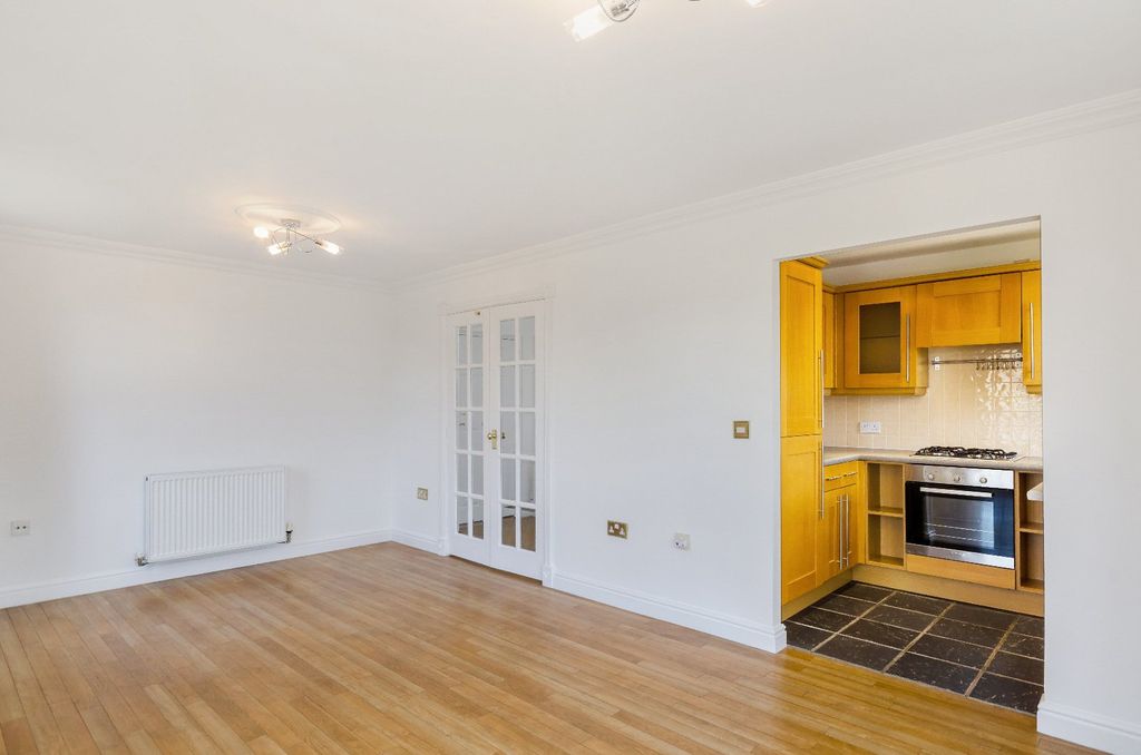 Property photo 3 of 10 Picture 3