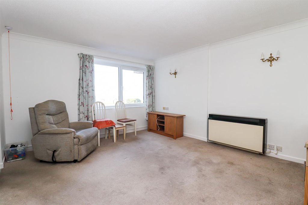 Property photo 3 of 11 Img_5454.Jpg
