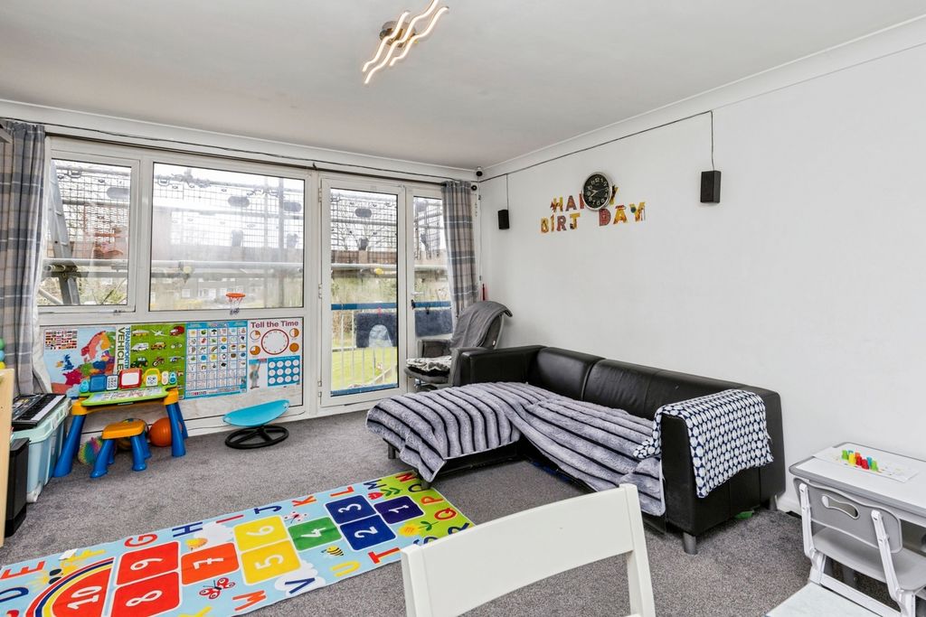 Property photo 2 of 13 Pbox-Img.Jpg