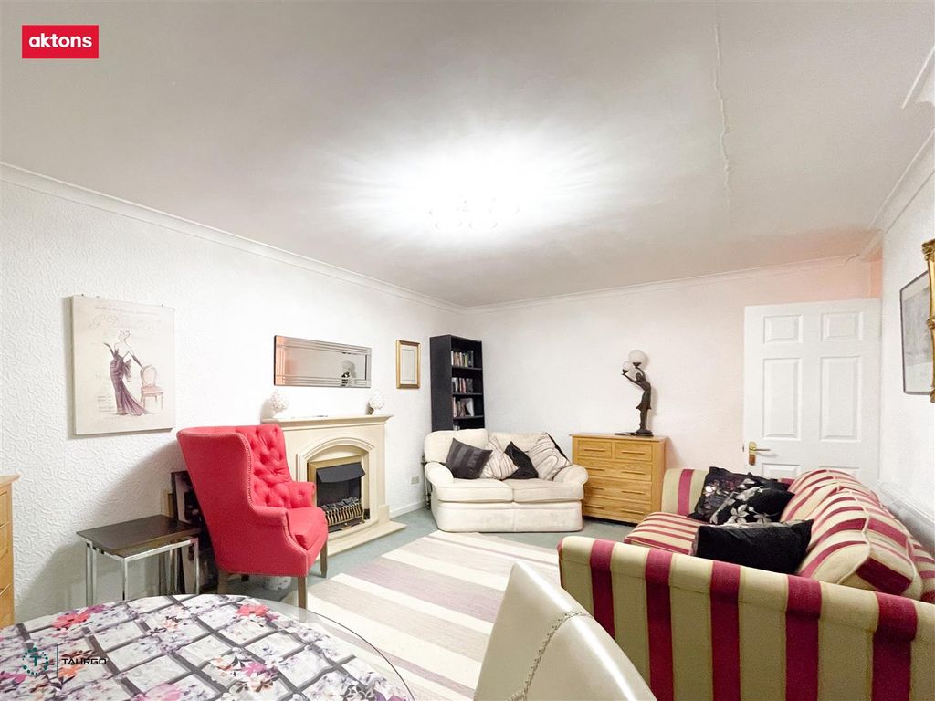 Property photo 3 of 22 Img_9626 Copy.Jpg