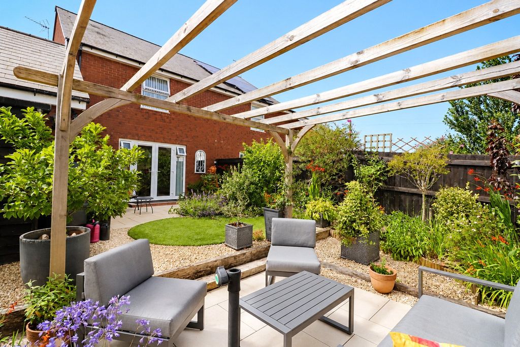 Property photo 3 of 21 3 - Picture No. 39