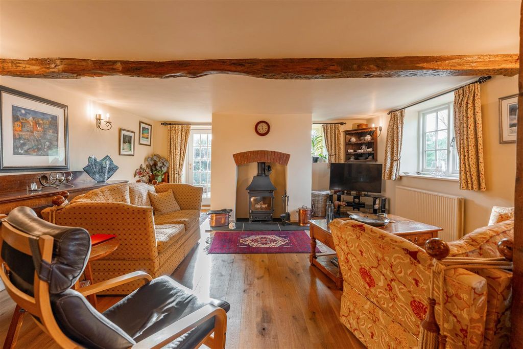 Property photo 2 of 54 The Bothie - By Visually Rich 00266-Hdr.Jpg