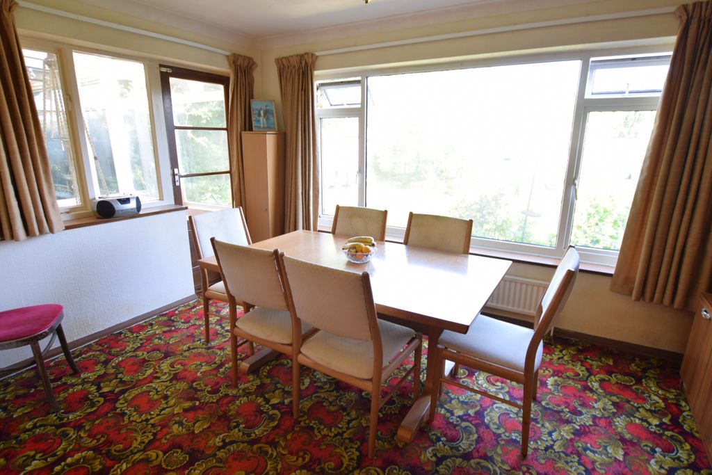 Property photo 3 of 19 Dining Room