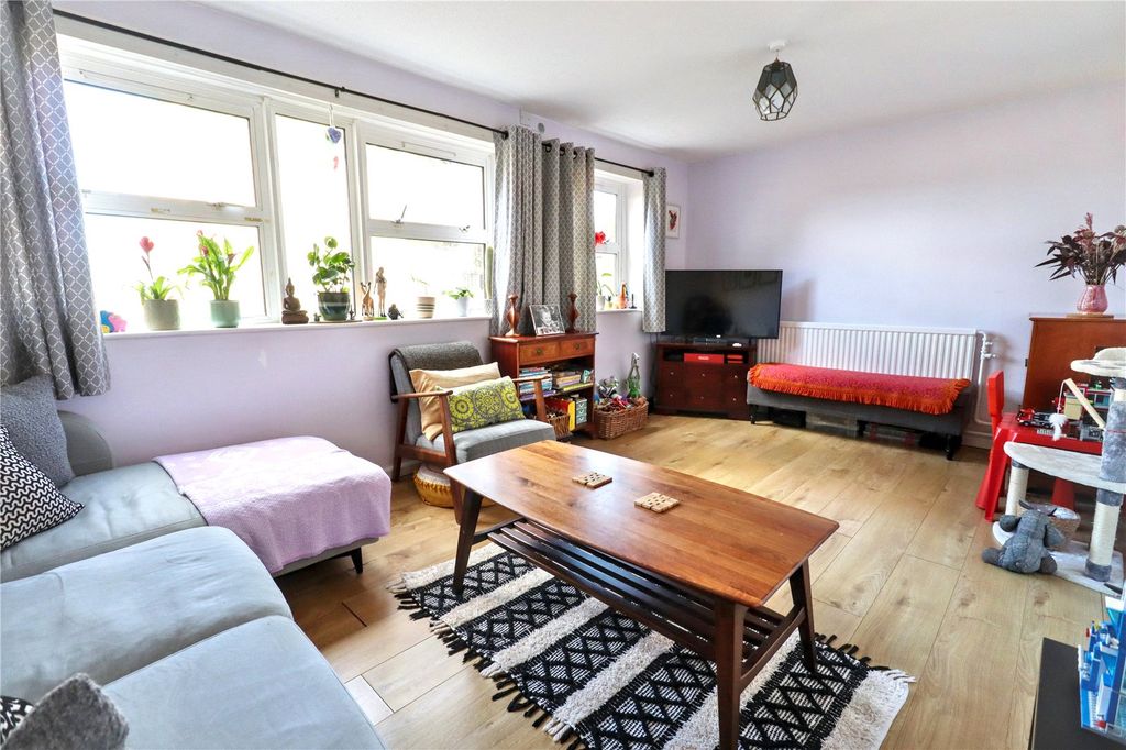 Property photo 1 of 11 Picture No. 08