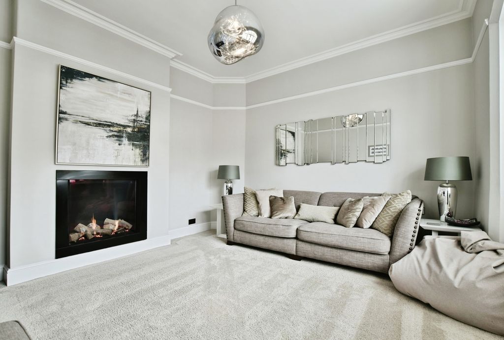 Property photo 3 of 16 Pbox-Img.Jpg