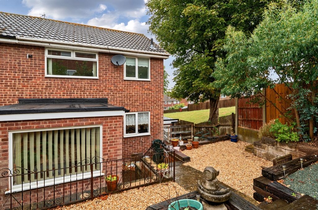 Property photo 2 of 21 1325436-2-68764Cbfa546F