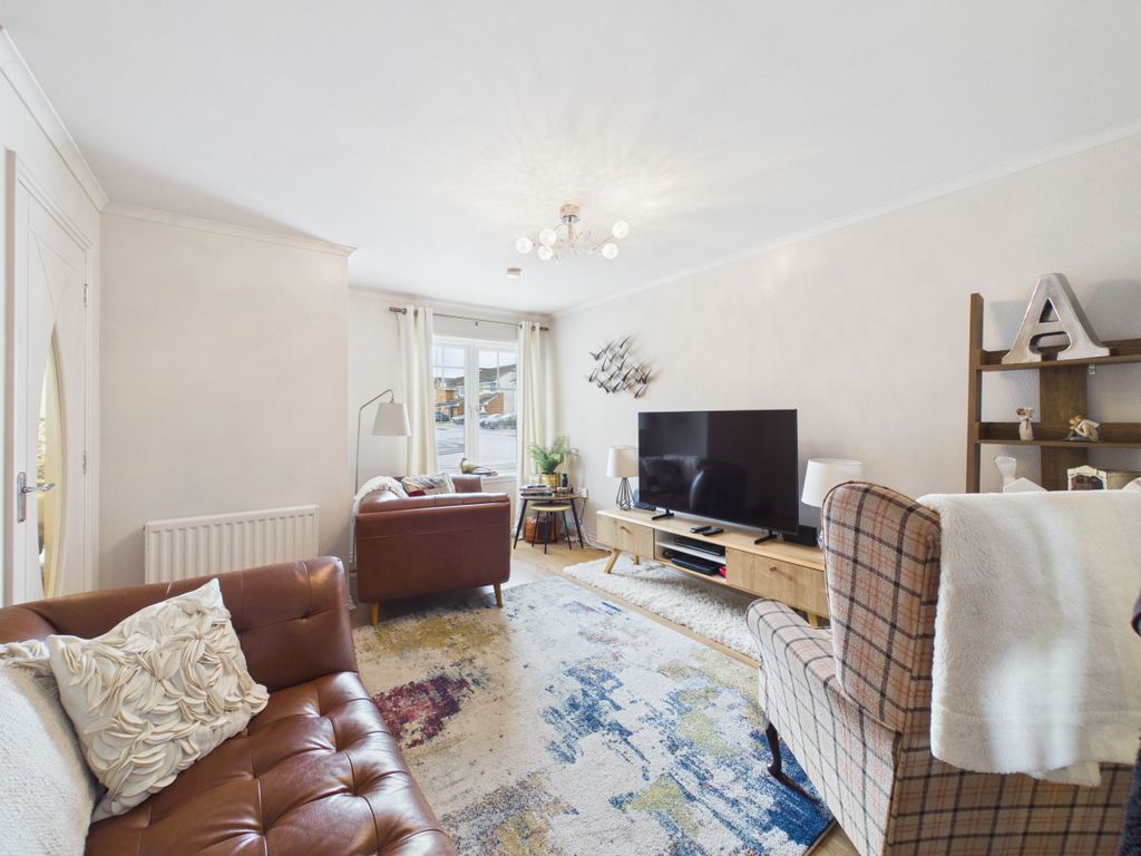 Property photo 2 of 26