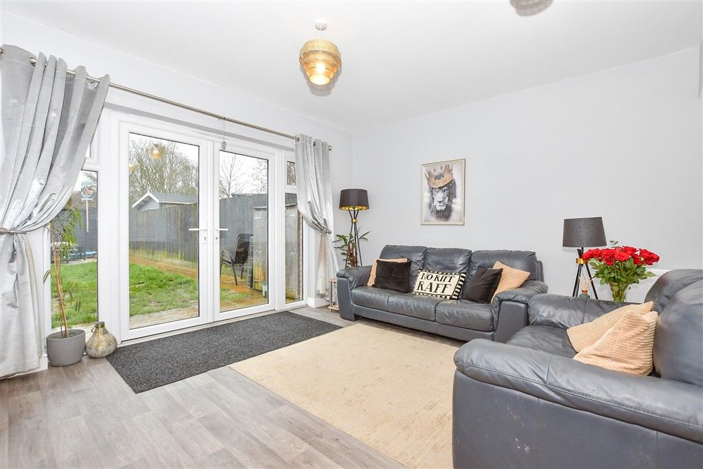 Property photo 2 of 13 Lounge/Diner