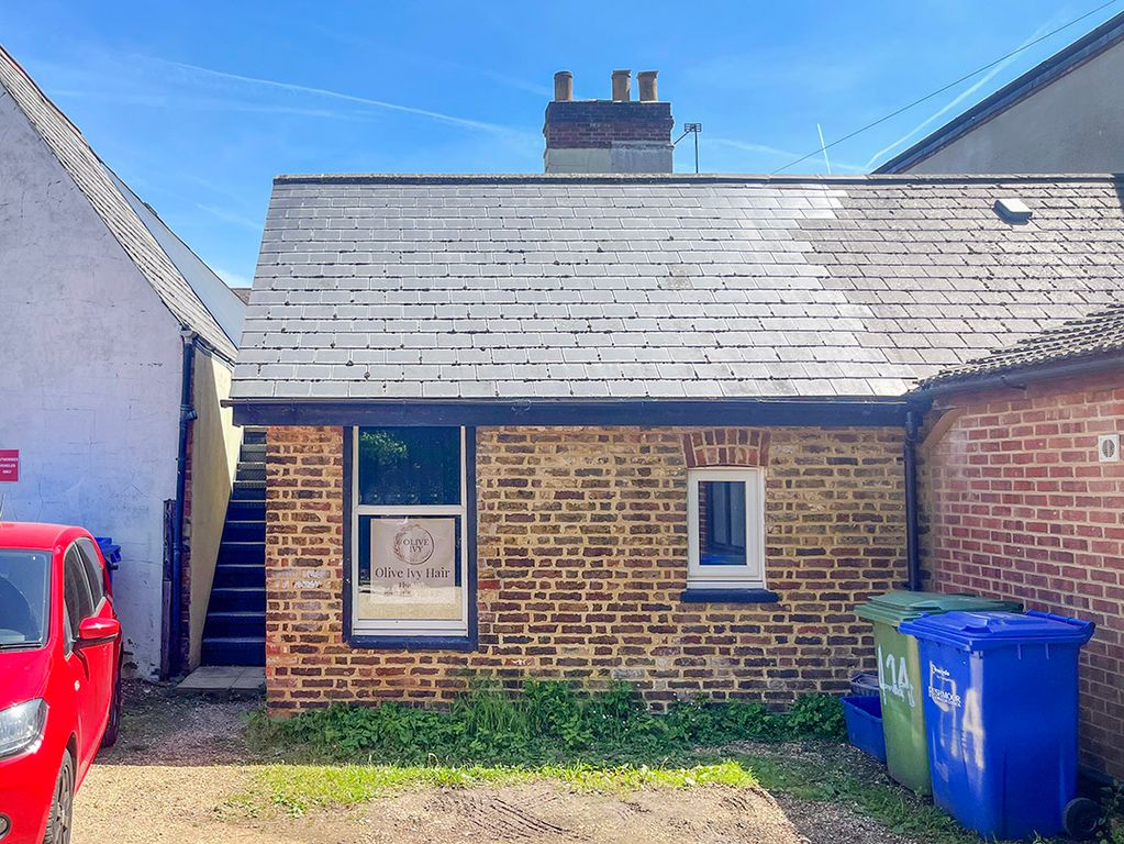 Property photo 1 of 6