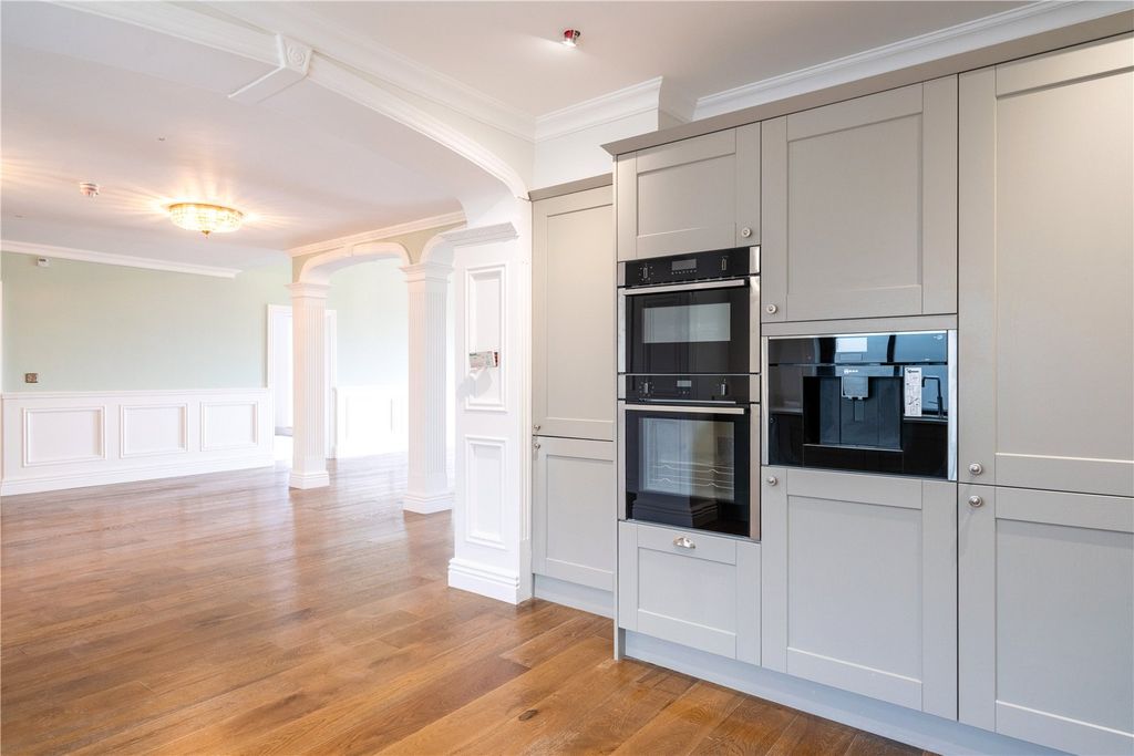 Property photo 2 of 19 Kitchen Living Room