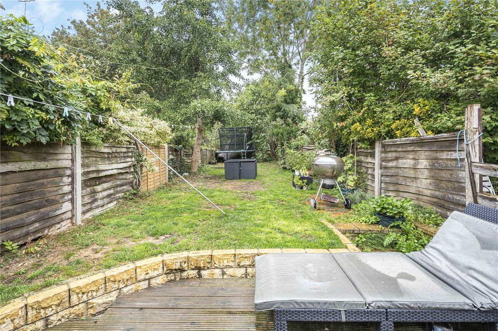 Property photo 3 of 17 Picture No. 14