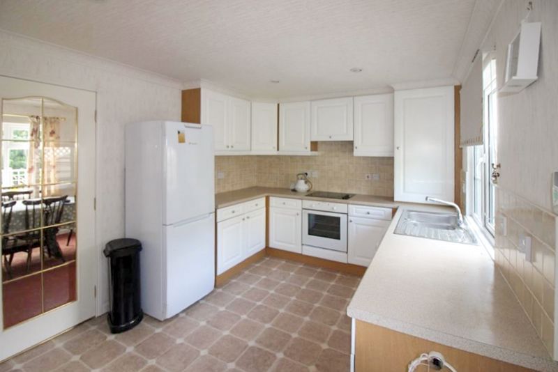 Property photo 3 of 13 Photo 8