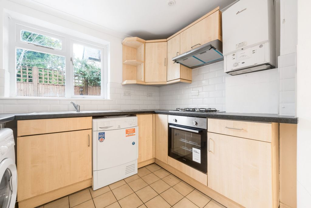 Property photo 3 of 8 Picture No. 06