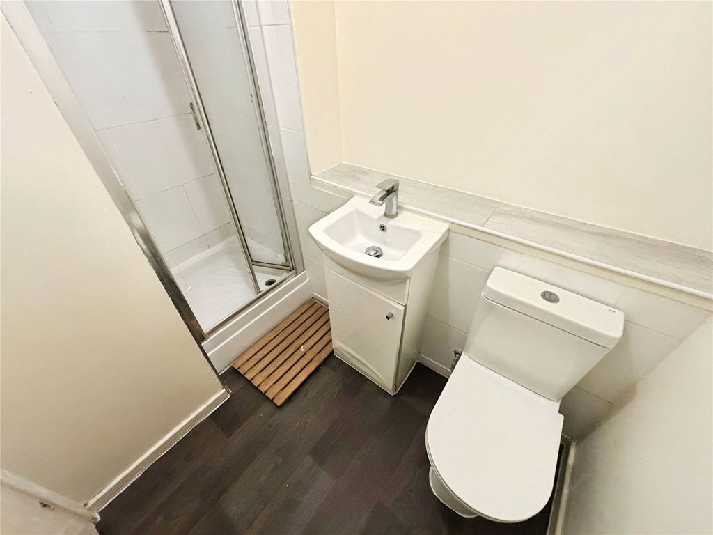 Property photo 2 of 7 Shower Room W/C