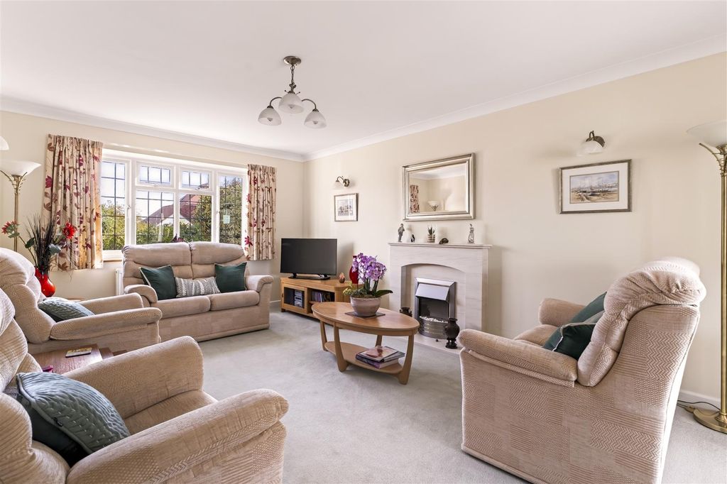 Property photo 2 of 41 44 Golden Avenue Final-56.Jpg