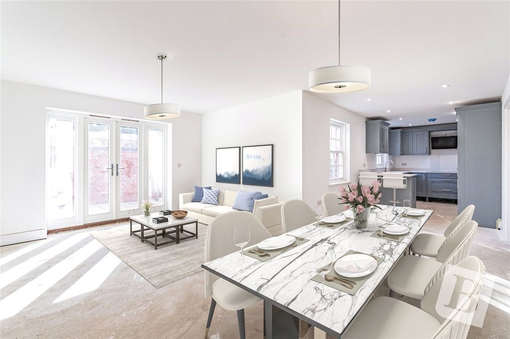 Property photo 2 of 16 Open Plan Living