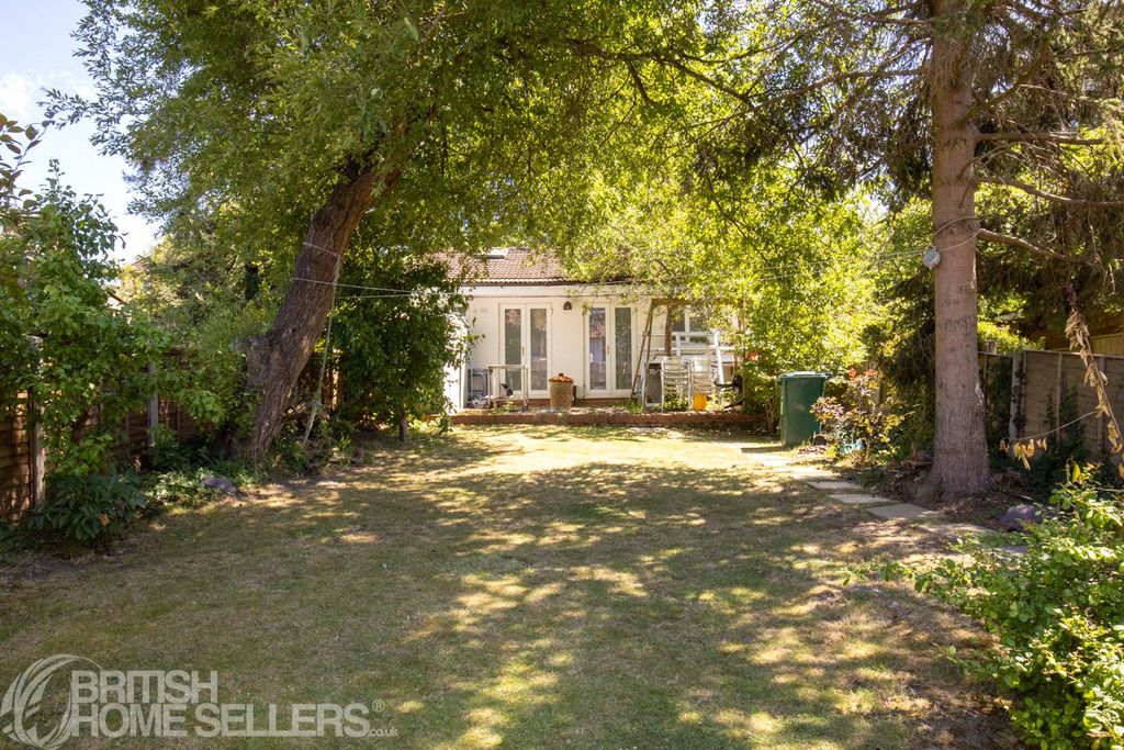 Property photo 2 of 19 Picture No. 20