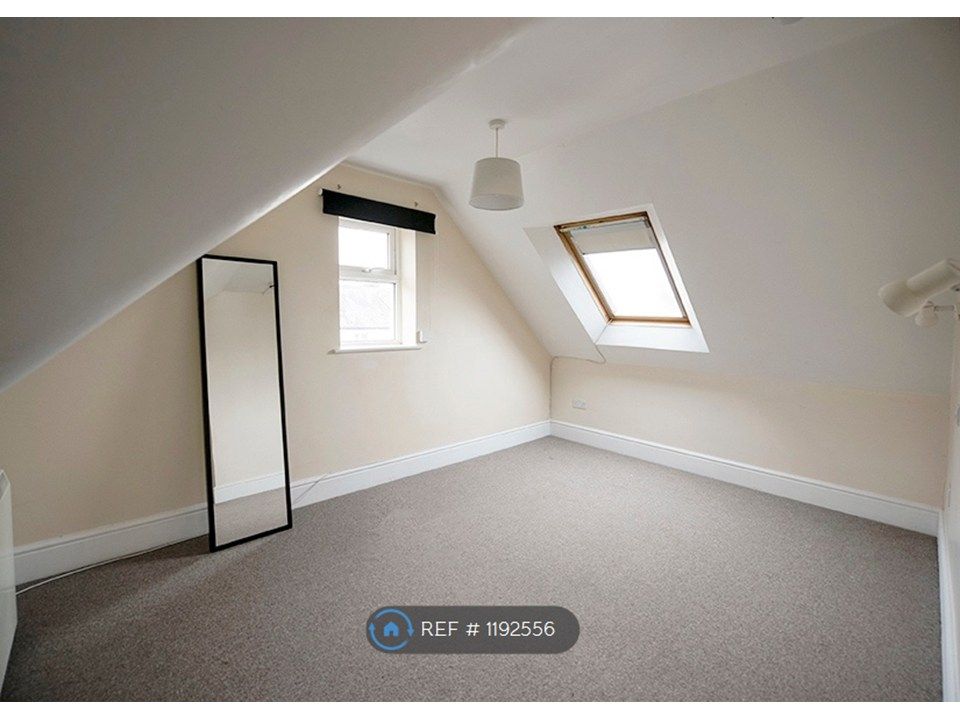 Property photo 3 of 4