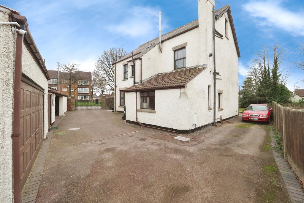 Property photo 2 of 22 Img_8046
