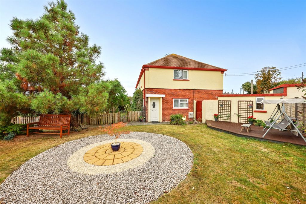 Property photo 1 of 10 Picture No. 18