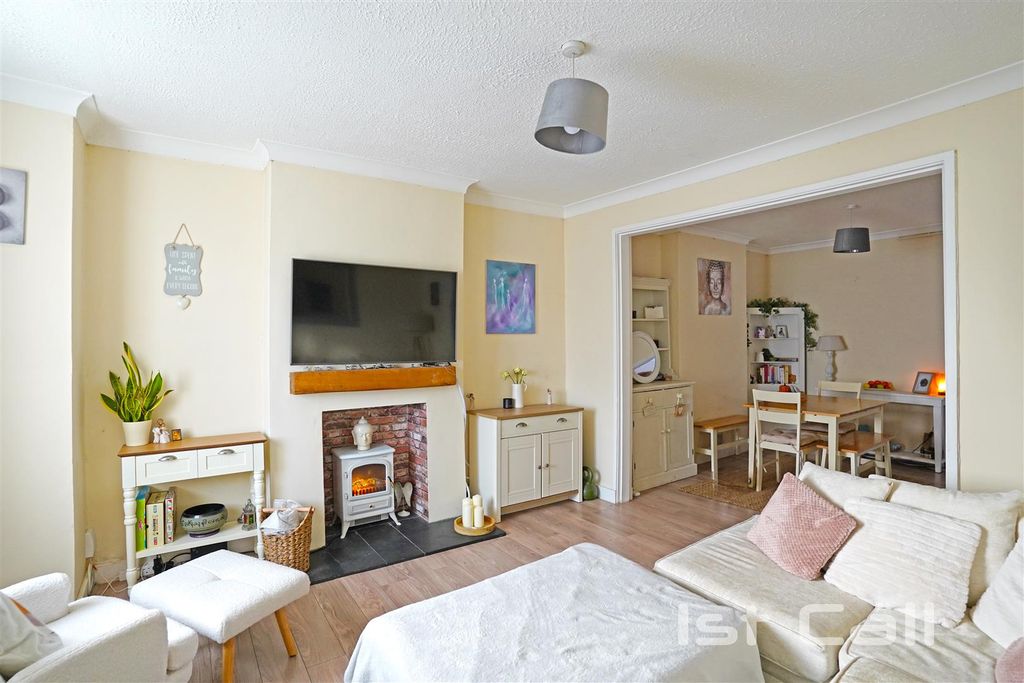 Property photo 3 of 11 Lounge-Diner