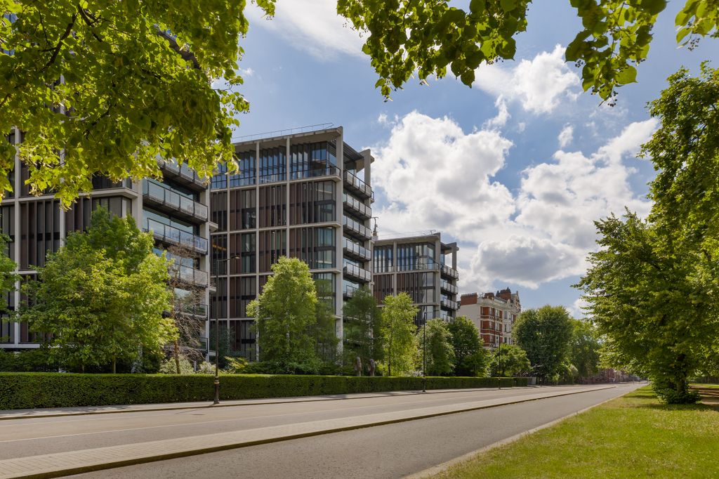 Additional image 9 of 4 bed flat for saleKnightsbridge, London SW1X