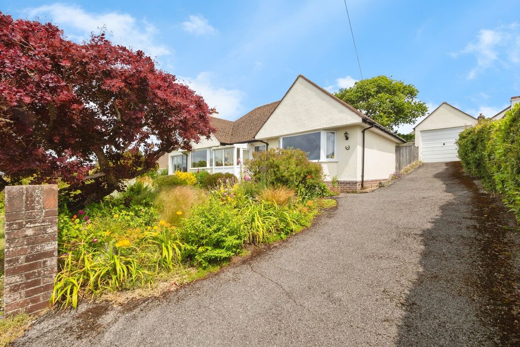 Property photo 1 of 11 Photo