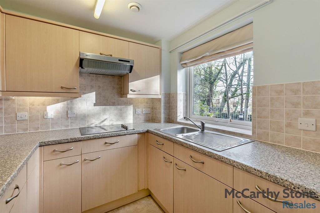 Additional image 5 of 1 bed flat for saleRivers Edge Court, Oaklands Drive, Okehampton EX20