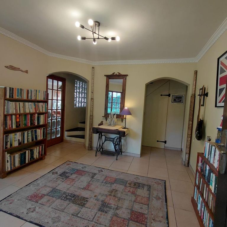 Property photo 3 of 43